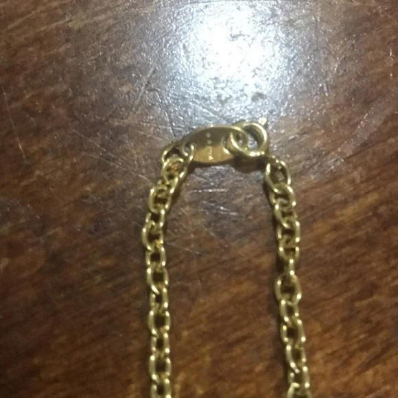 Elegant Avon Vintage(80’s) Gold tone Purple Enamel Cabochon Cross Necklace - Picture 4 of 4